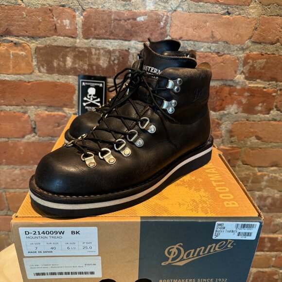 Mastermind Japan x Danner Mountain Tread Boots Black – Skull Logo - Picture 1 of 7